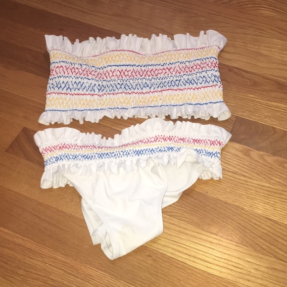 Bikini - Picture 1 of 1